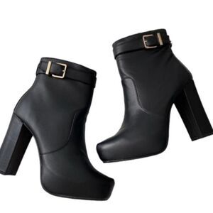 Express Black Genuine Leather ankle platform boots Gold buckleNWOB size 7 & 9.5